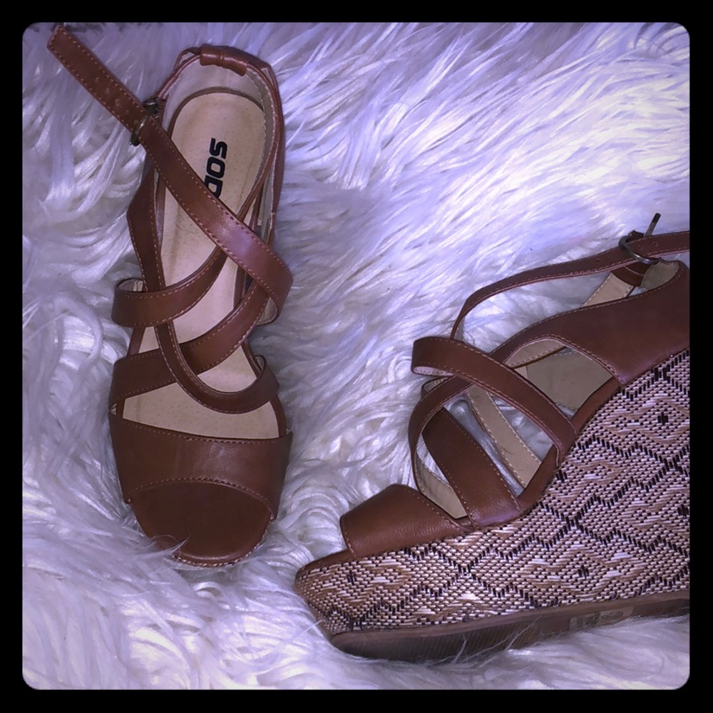 Brown Aztec Wedges